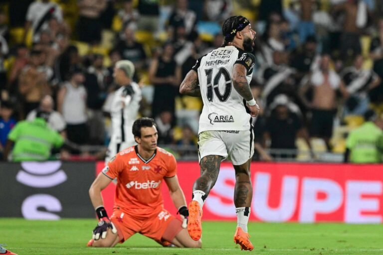 Corinthians fatura R$ 97,8 mi com taça da Copa do Brasil - 21/12/2025 - Esporte