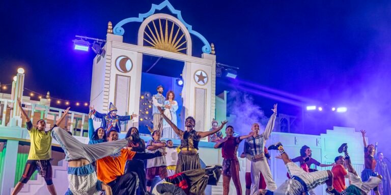 Baile do Menino Deus marca temporada natalina em Recife