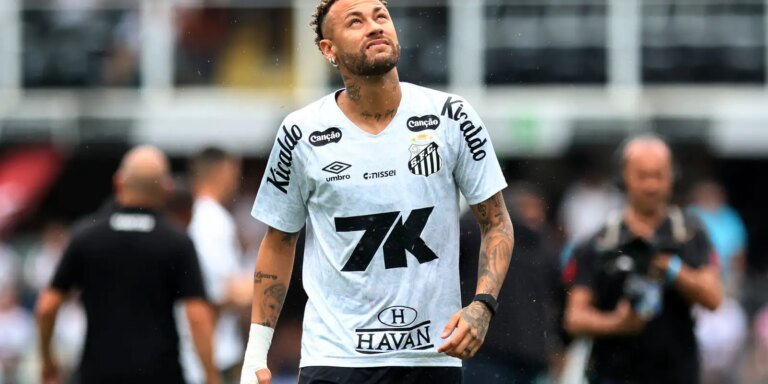 Neymar enfrenta impasse para renovar contrato com o Santos