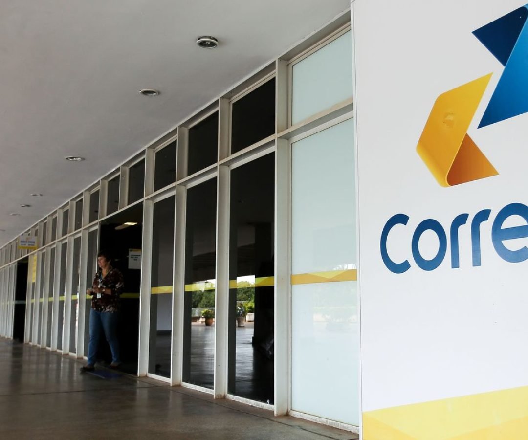 Correios fecham empréstimo bilionário para plano de recuperação