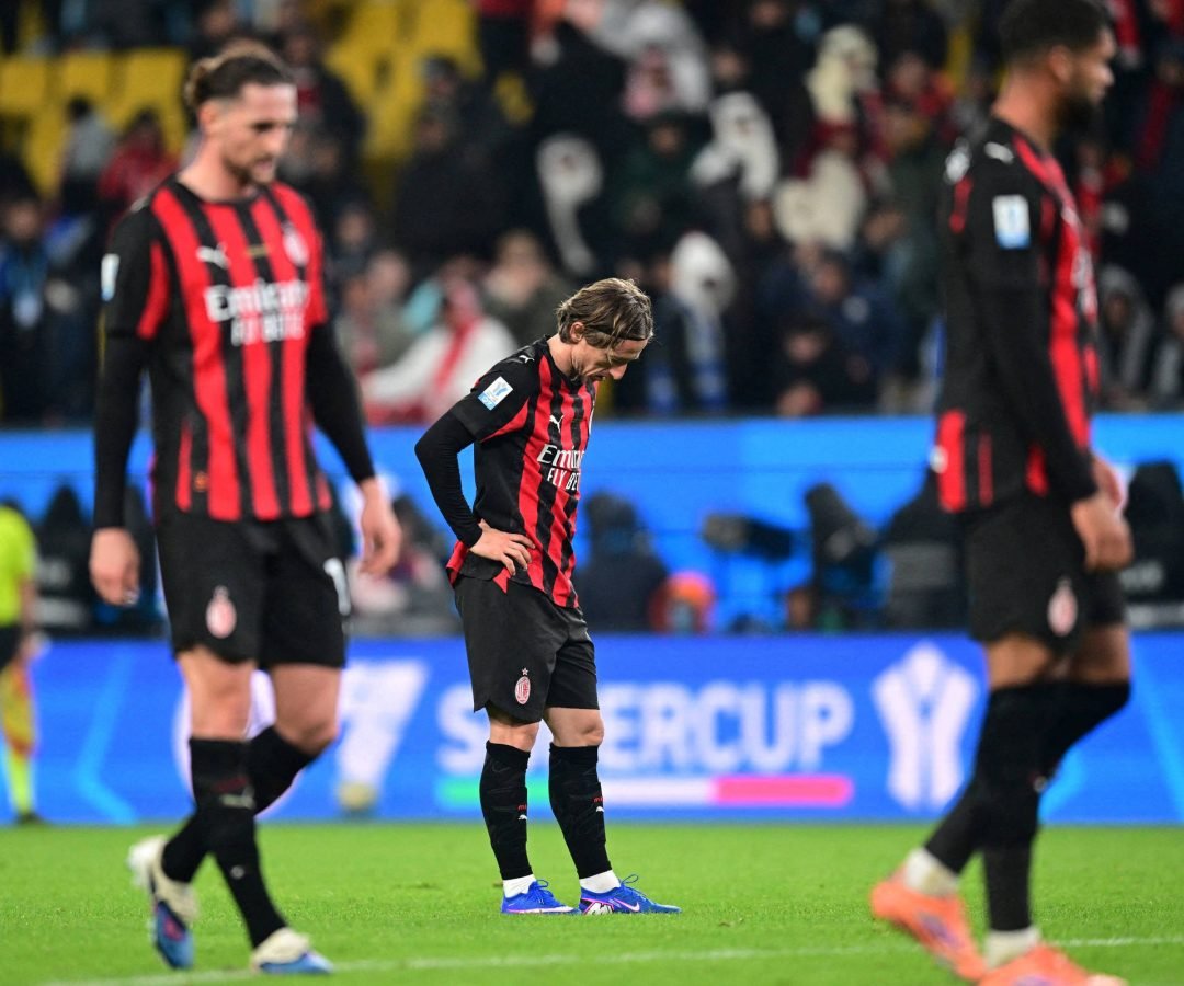 Liga italiana decide manter Milan e Como na Austrália - 19/12/2025 - Esporte