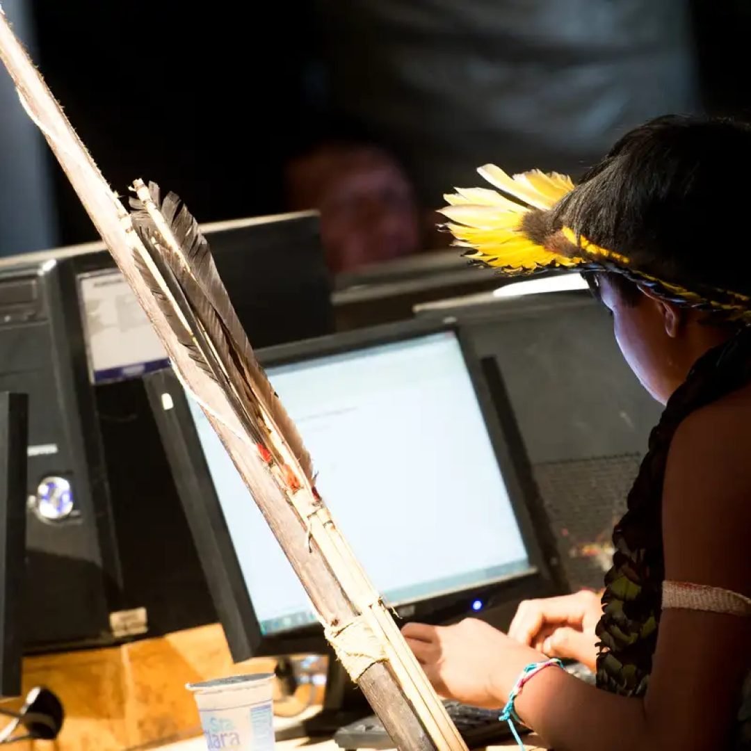 Programa doa quase 11,5 mil computadores em todo o país