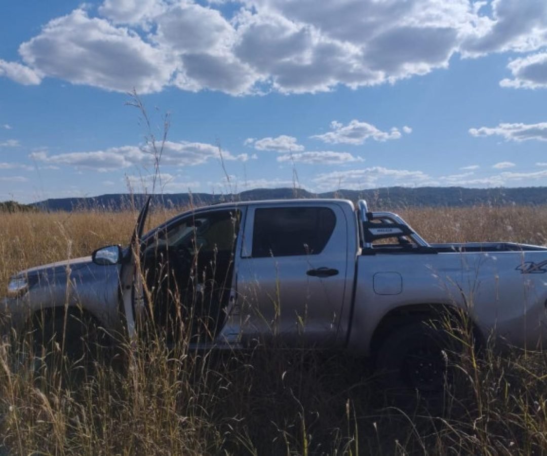 Idoso é executado a tiros dentro de caminhonete no interior; polícia investiga
