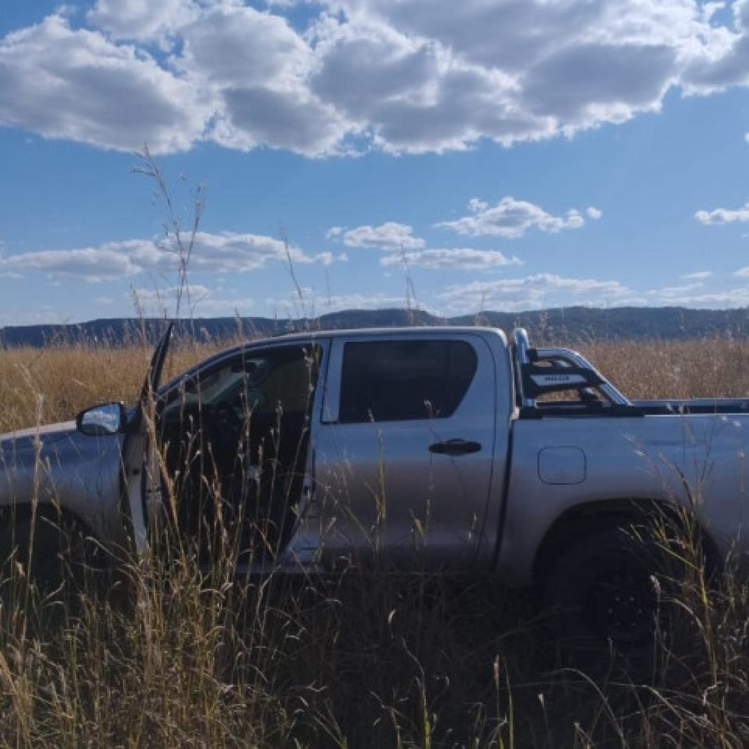 Idoso é executado a tiros dentro de caminhonete no interior; polícia investiga