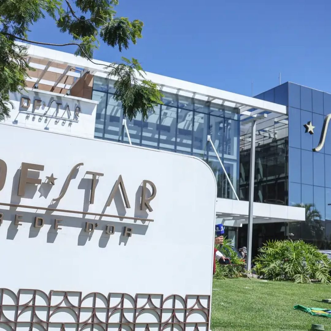 Cirurgia de Bolsonaro será realizada hoje e deve durar quatro horas