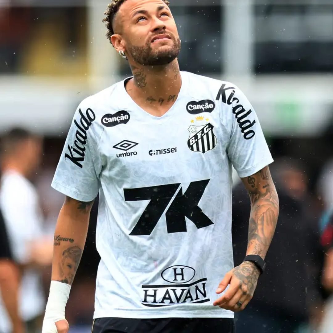 Neymar enfrenta impasse para renovar contrato com o Santos