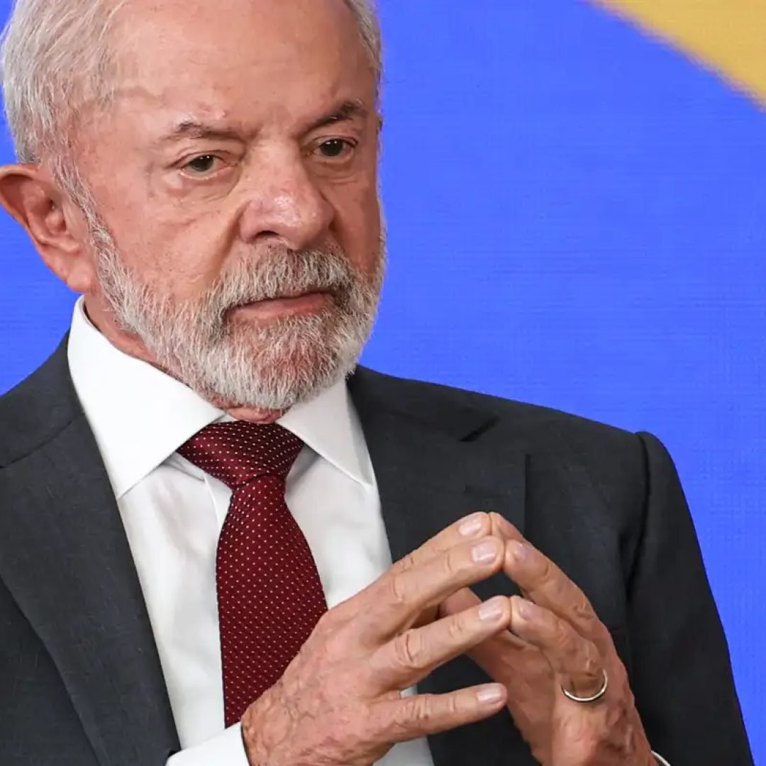 Balanço: Lula comemora mudança no imposto de renda e queda da inflação