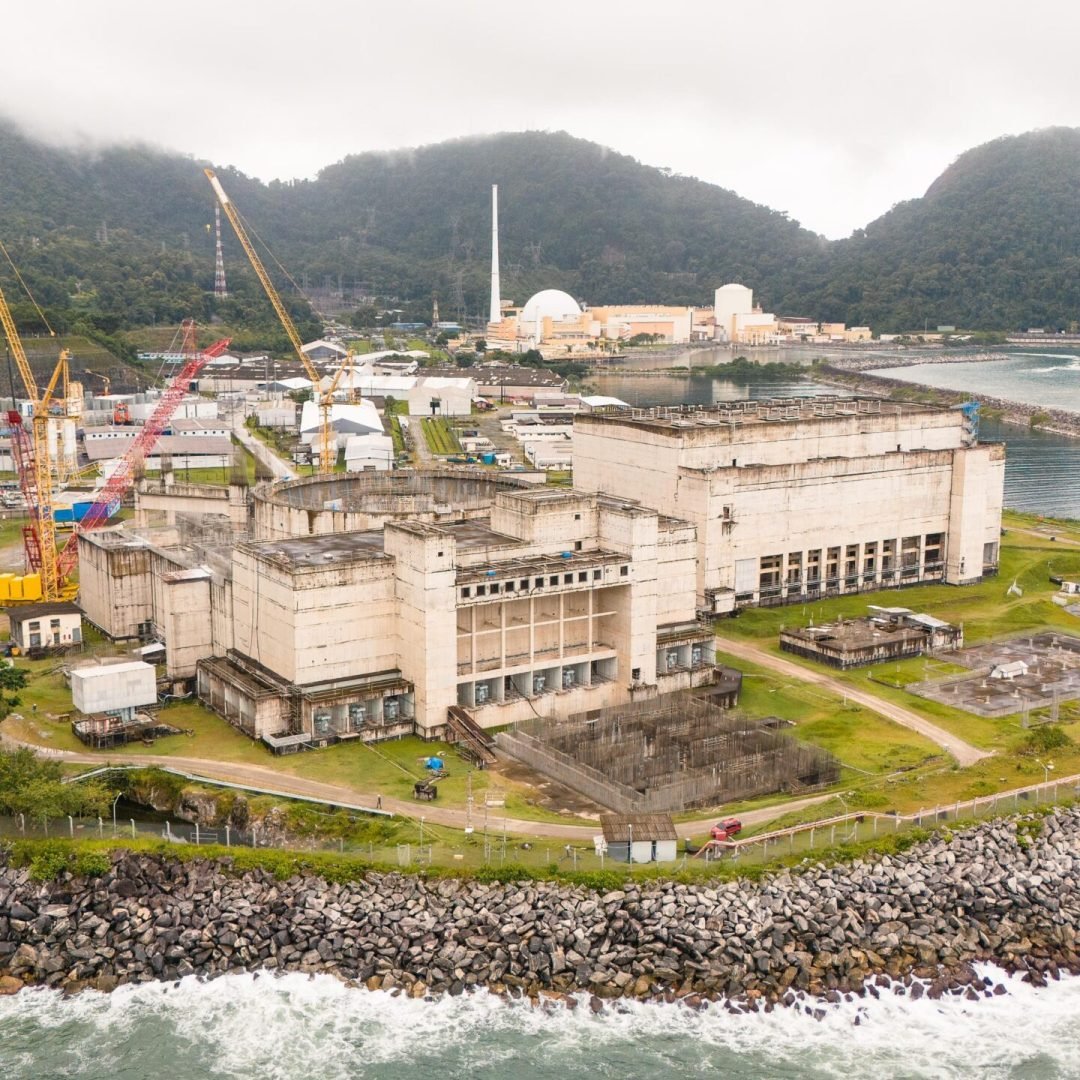 Eletronuclear tem caixa para três meses e quer renegociar empréstimos com bancos públicos, diz presidente